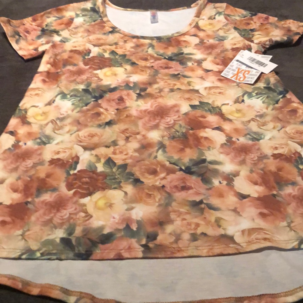 Lularoe XS Classic T